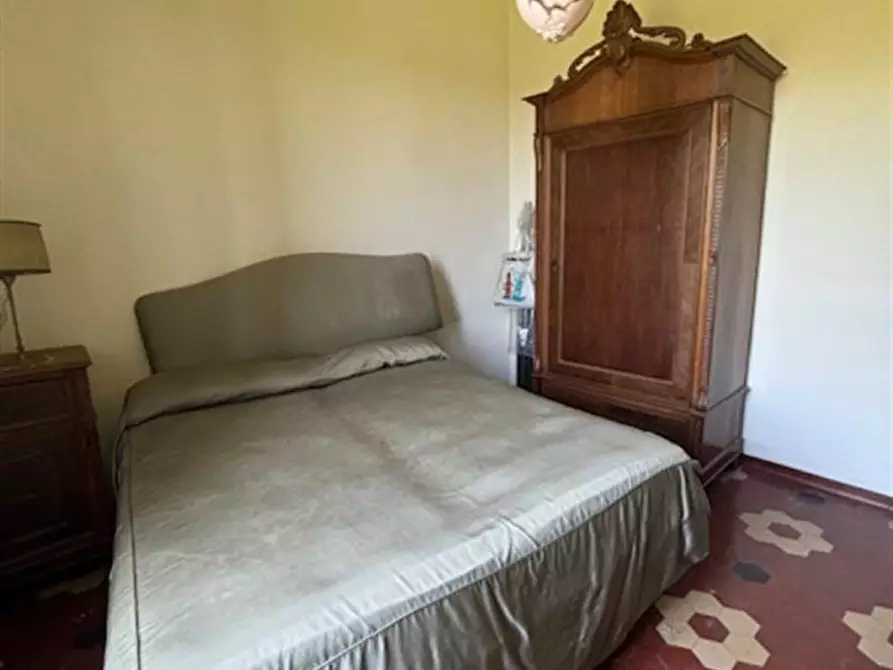 Immagine 13 di Villa in vendita  in centro a Terranuova Bracciolini