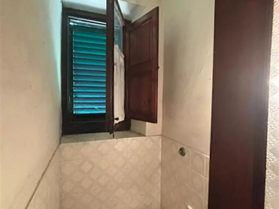 Immagine 23 di Villa in vendita  in centro a Terranuova Bracciolini