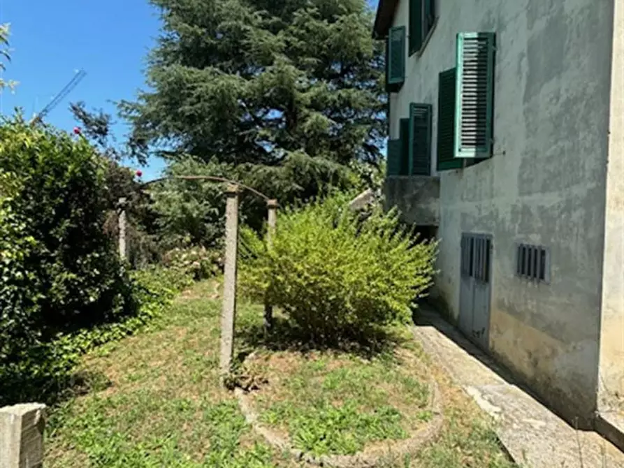 Immagine 27 di Villa in vendita  in centro a Terranuova Bracciolini