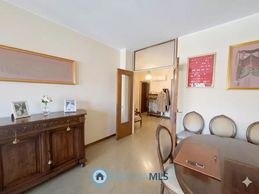 Immagine 4 di Appartamento in vendita  in VIA VERGERIO a Padova