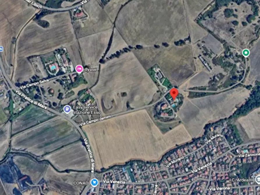 Immagine 2 di Villa in vendita  in Via Campo Jemini, 19a, 00071 Pomezia RM, Italia a Pomezia
