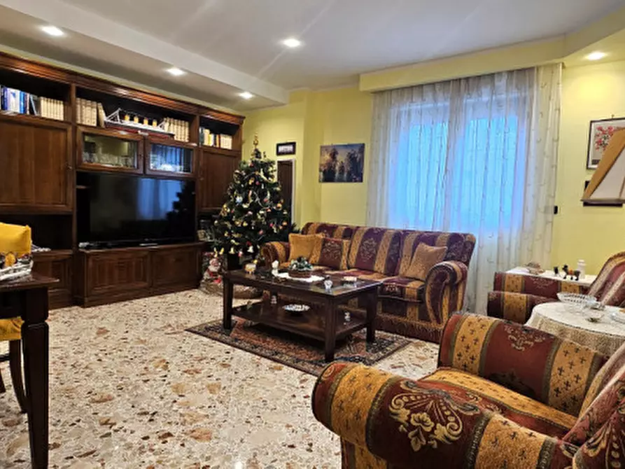 Immagine 8 di Appartamento in vendita  in Via Michele De Vio, 2 a Palermo