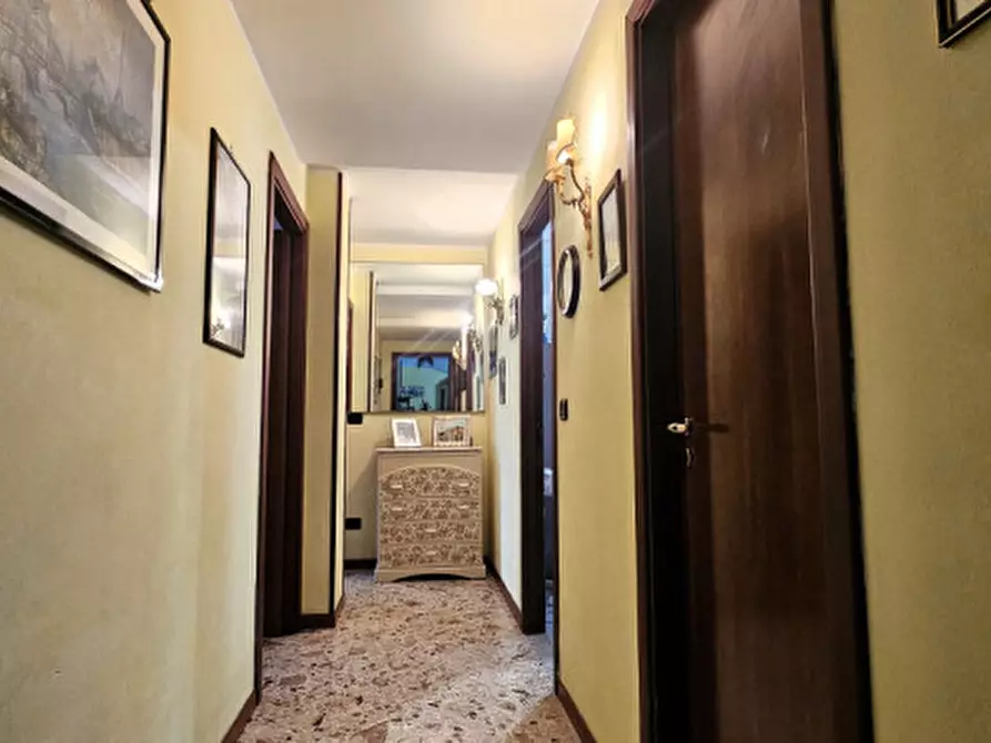 Immagine 21 di Appartamento in vendita  in Via Michele De Vio, 2 a Palermo