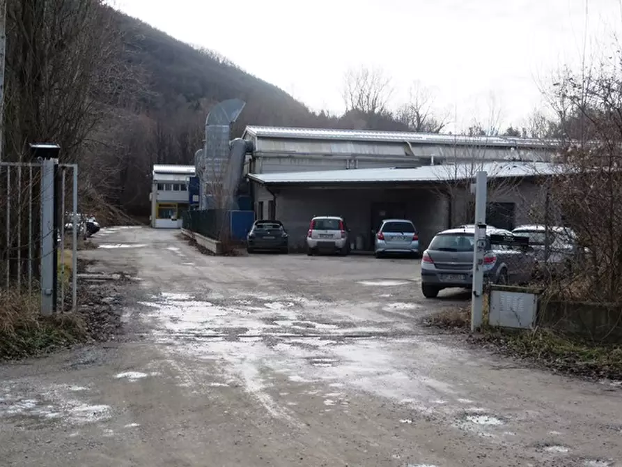 Immagine 10 di Capannone industriale in vendita  in Via Campiaro a Grizzana Morandi