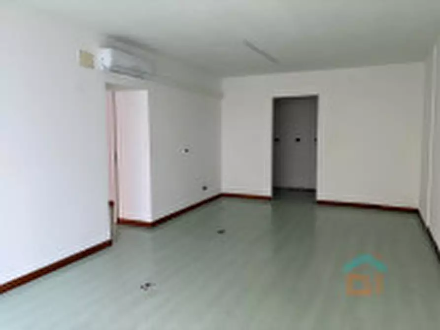 Immagine 1 di Negozio in vendita  in via Roma 43 a Cervignano Del Friuli