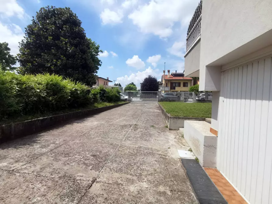 Immagine 14 di Casa trifamiliare in affitto  in Via Oberdan a Mestrino