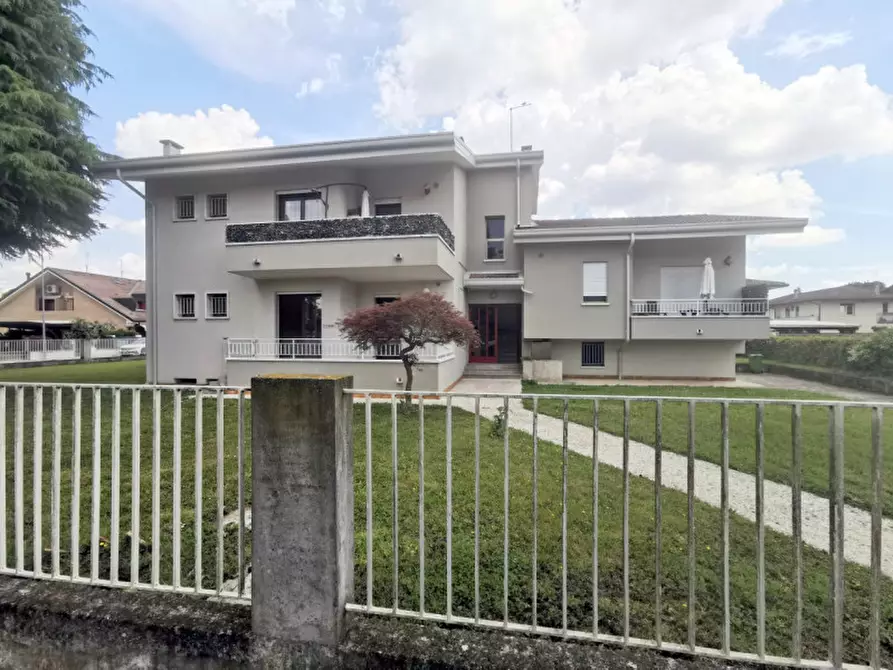 Immagine 19 di Casa trifamiliare in affitto  in Via Oberdan a Mestrino