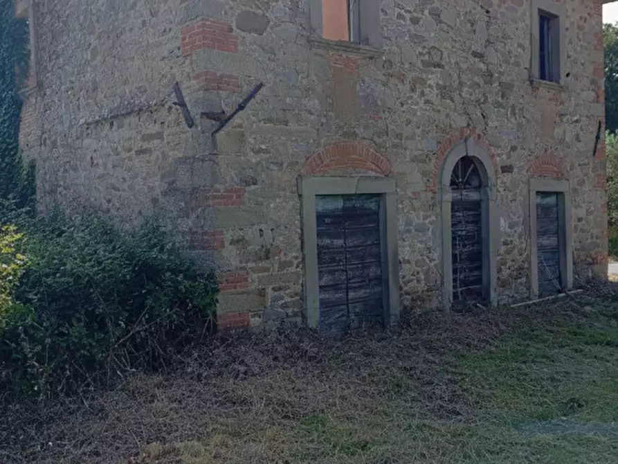Immagine 3 di Rustico / casale in vendita  a Castiglion Fiorentino