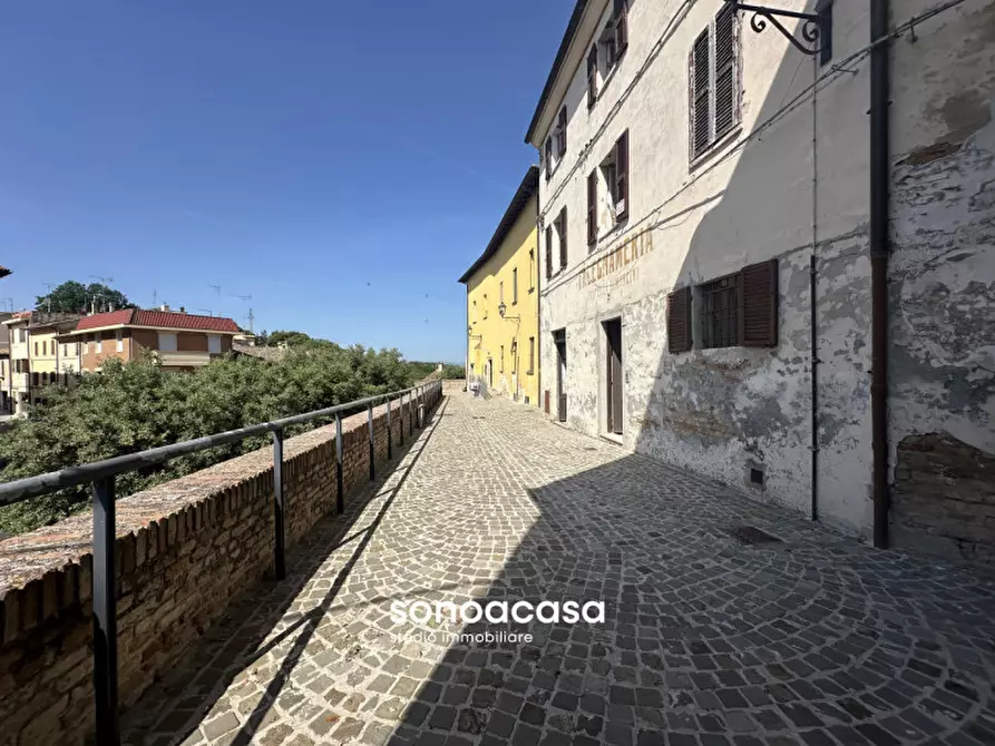 Immagine 2 di Casa indipendente in vendita  in Via Tomami a San Costanzo