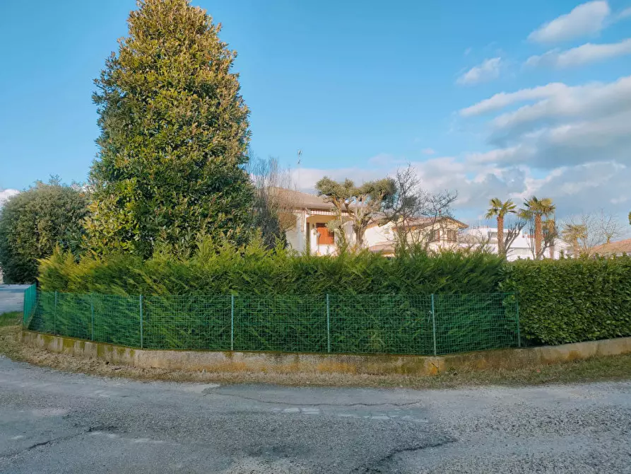 Immagine 2 di Casa bifamiliare in vendita  in Via Marconi a Noventa Padovana