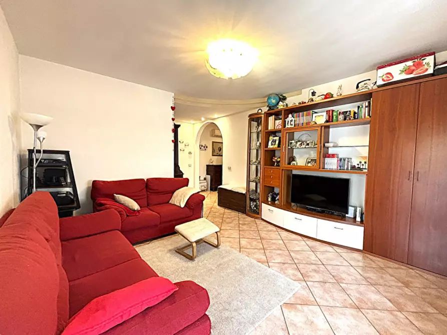 Immagine 4 di Appartamento in vendita  in via san benedetto 43 a Masera' Di Padova