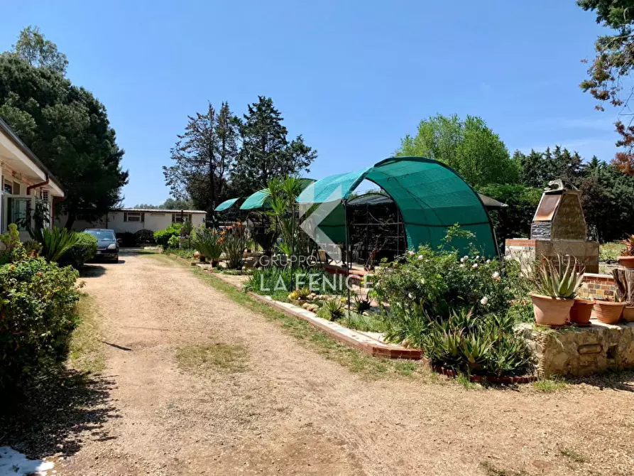 Immagine 14 di Villa in vendita  in contrada Pezza Le Monache a Villa Castelli