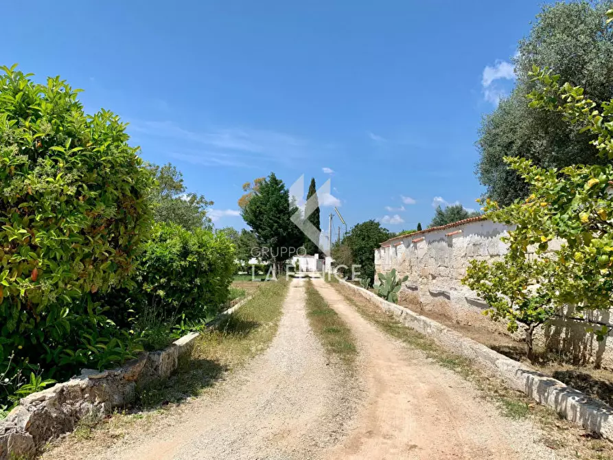 Immagine 26 di Villa in vendita  in contrada Pezza Le Monache a Villa Castelli