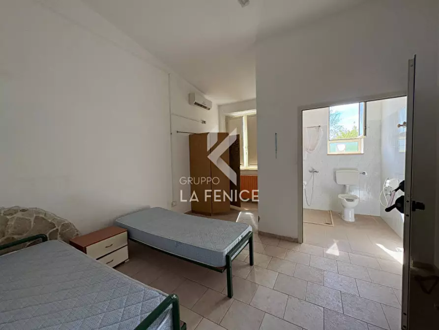 Immagine 43 di Villa in vendita  in contrada Pezza Le Monache a Villa Castelli