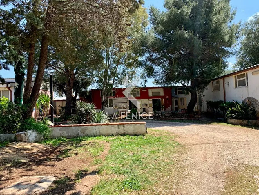 Immagine 59 di Villa in vendita  in contrada Pezza Le Monache a Villa Castelli