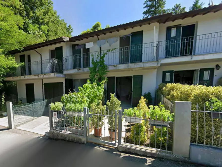 Immagine 1 di Villetta a schiera in vendita  in Via Savio, 47028 Montecoronaro FC, Italia a Verghereto