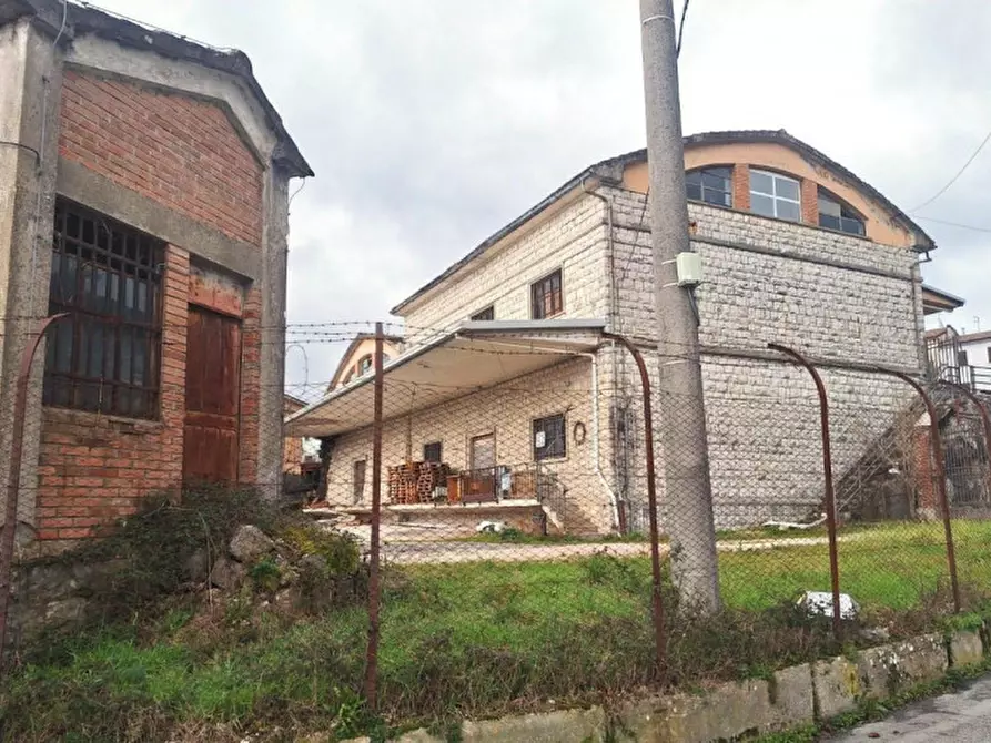 Immagine 4 di Capannone industriale in vendita  in Via Flaminia, 61044 Scheggia e Pascelupo PG, Italia a Scheggia E Pascelupo
