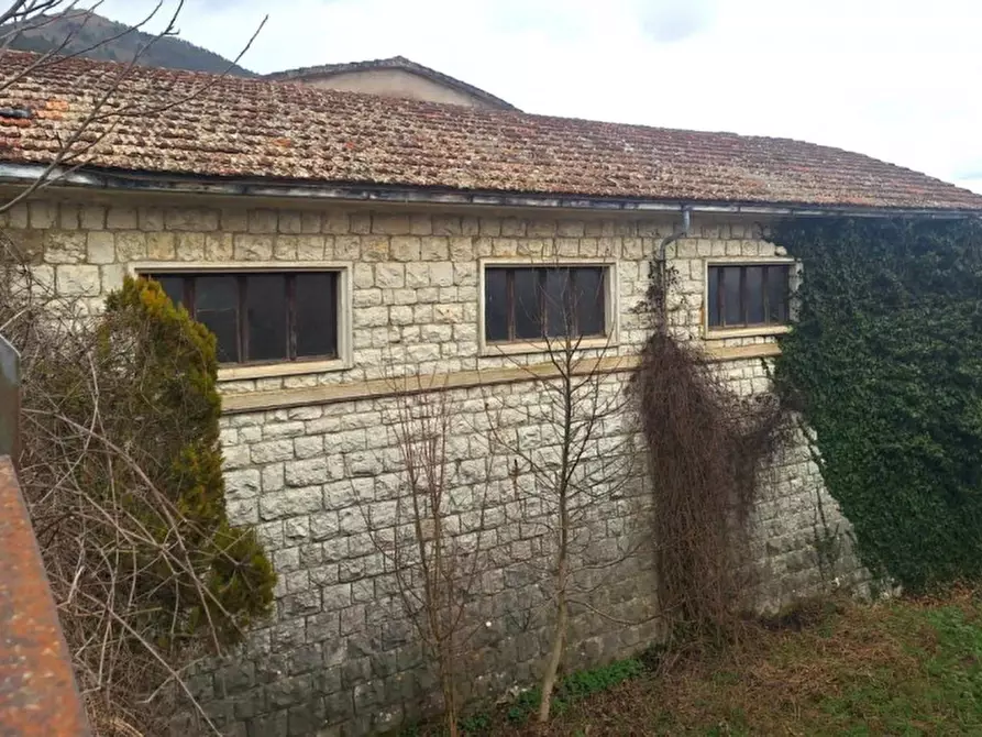 Immagine 5 di Capannone industriale in vendita  in Via Flaminia, 61044 Scheggia e Pascelupo PG, Italia a Scheggia E Pascelupo