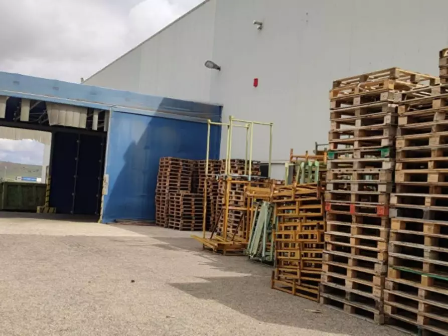 Immagine 5 di Capannone industriale in vendita  in Contrada San Nicola, N. 16 a Melfi