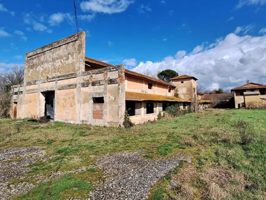 Immagine 1 di Capannone industriale in vendita  in Via Pian dei Molini, 06031 Bevagna PG, Italia a Bevagna