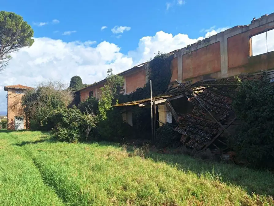 Immagine 2 di Capannone industriale in vendita  in Via Pian dei Molini, 06031 Bevagna PG, Italia a Bevagna