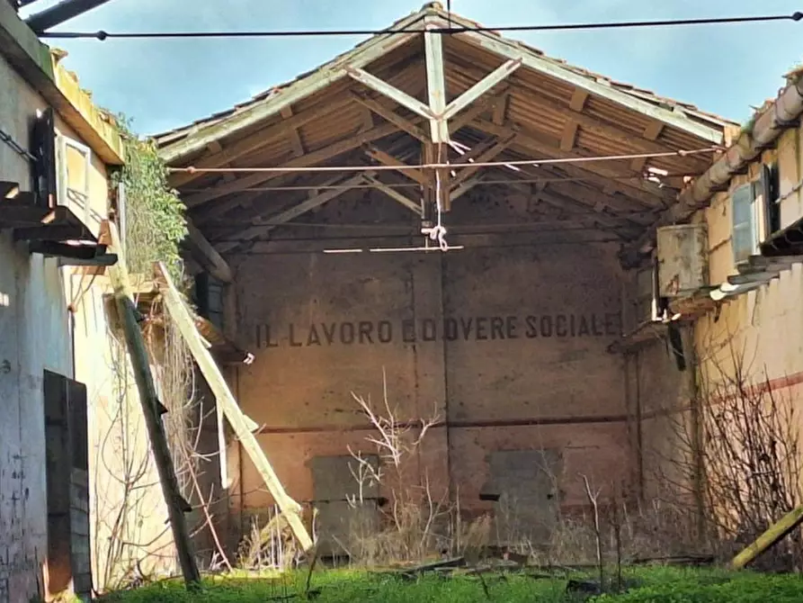 Immagine 3 di Capannone industriale in vendita  in Via Pian dei Molini, 06031 Bevagna PG, Italia a Bevagna