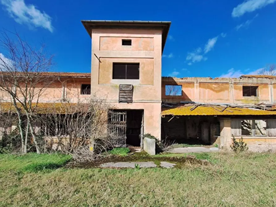 Immagine 5 di Capannone industriale in vendita  in Via Pian dei Molini, 06031 Bevagna PG, Italia a Bevagna
