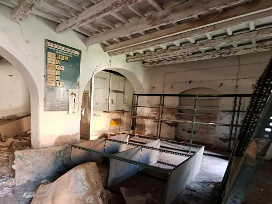 Immagine 7 di Capannone industriale in vendita  in Via Pian dei Molini, 06031 Bevagna PG, Italia a Bevagna