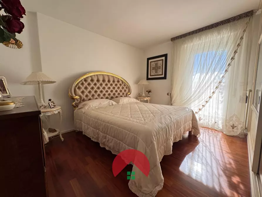 Immagine 38 di Attico in vendita  in via einaudi 40 a Matera