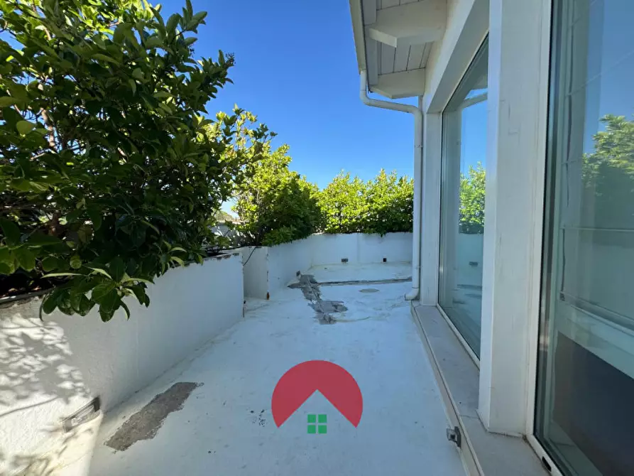 Immagine 45 di Attico in vendita  in via einaudi 40 a Matera