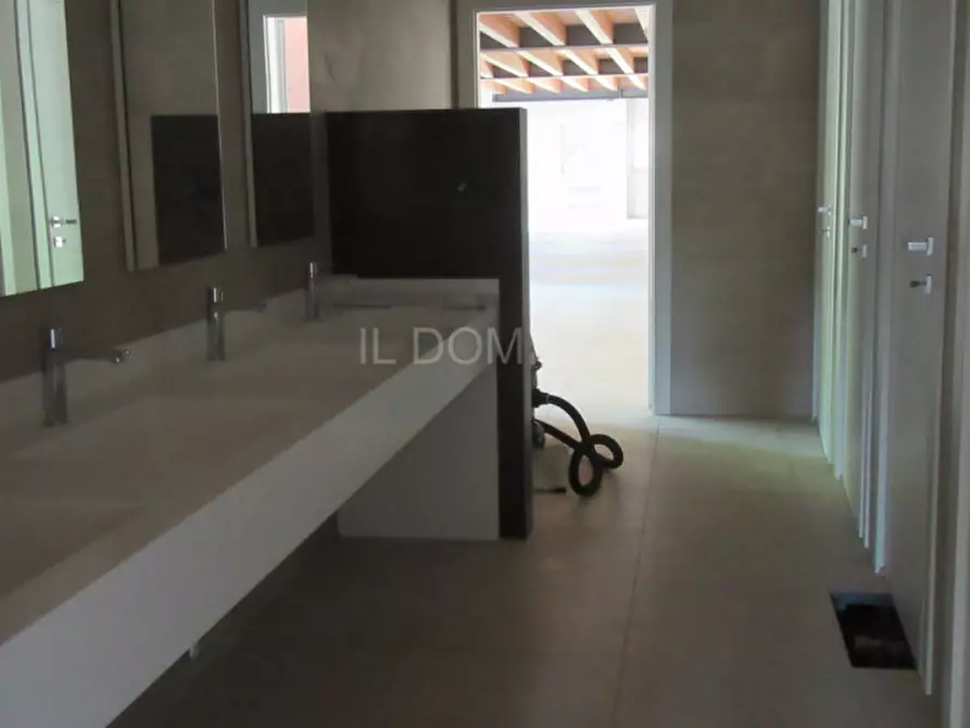 Immagine 18 di Ufficio in affitto  in Via Roma a Masera' Di Padova