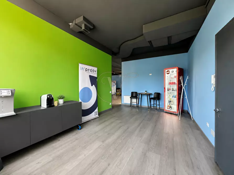 Immagine 17 di Ufficio in vendita  in Via della Croce Rossa 8 a Padova