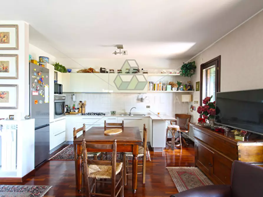 Immagine 3 di Villa in vendita  in Via Francesco Cilea a Roma