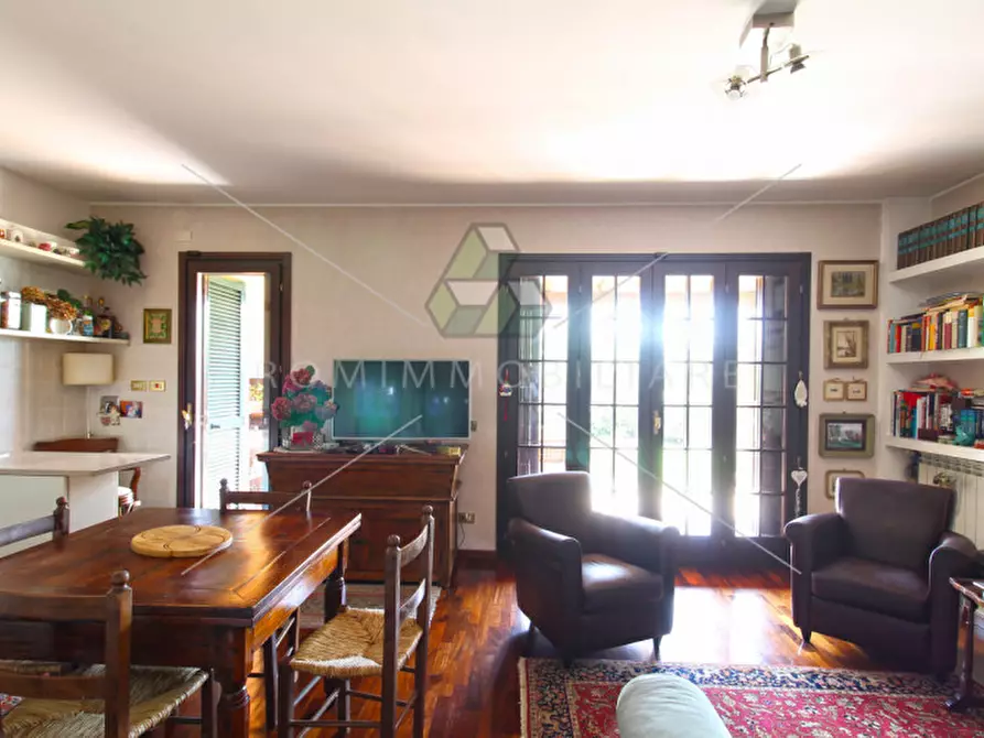 Immagine 5 di Villa in vendita  in Via Francesco Cilea a Roma