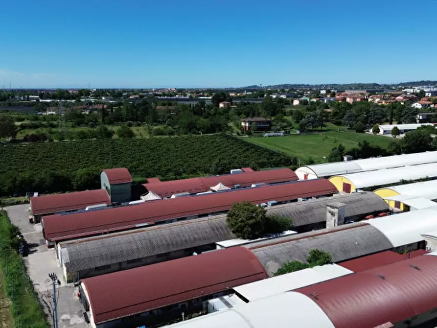 Immagine 5 di Capannone industriale in vendita  a Verona