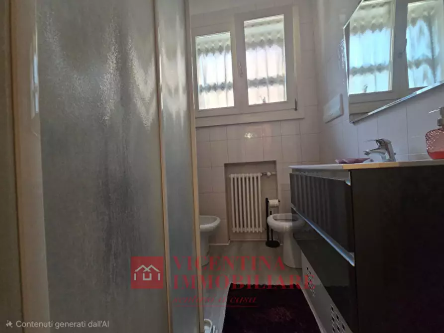 Immagine 16 di Appartamento in vendita  in Via Rossini a Vicenza
