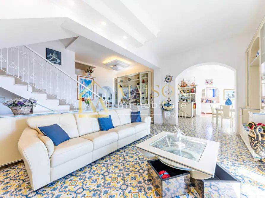 Immagine 11 di Villa in vendita  in Lungomare Enea a Anzio