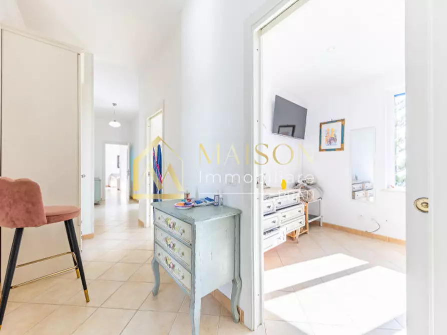 Immagine 50 di Villa in vendita  in Lungomare Enea a Anzio