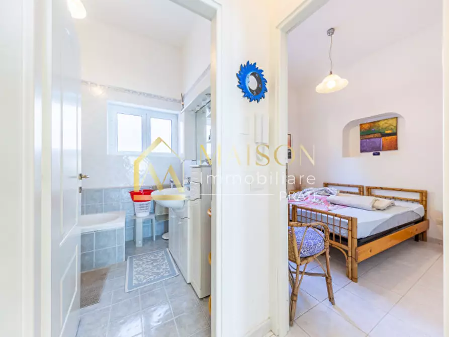 Immagine 82 di Villa in vendita  in Lungomare Enea a Anzio