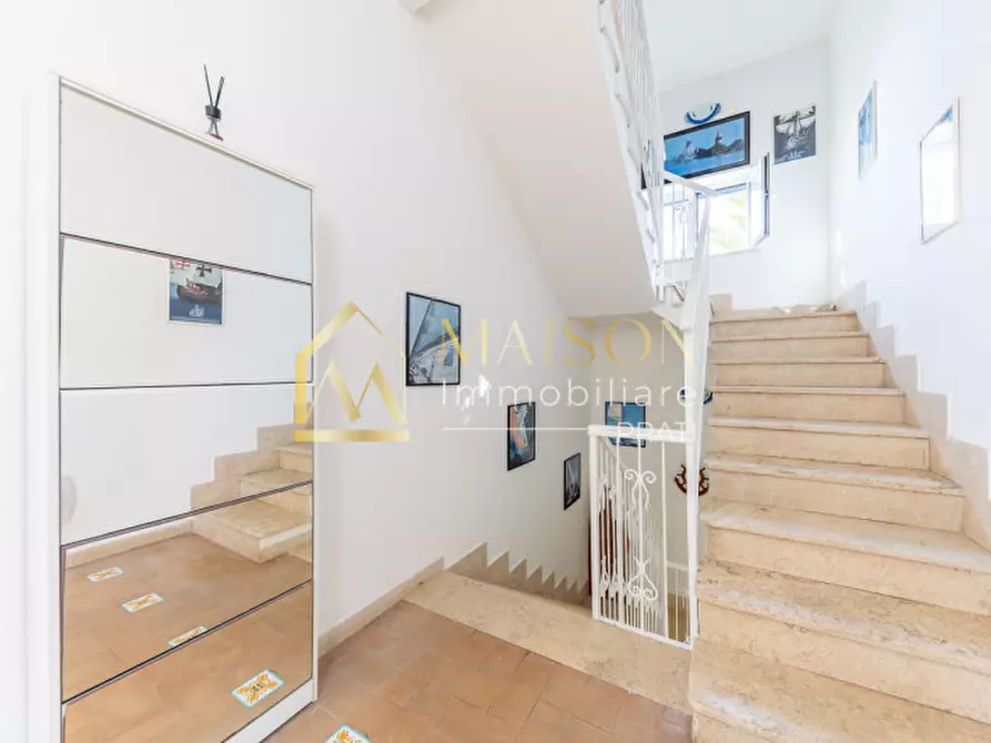Immagine 94 di Villa in vendita  in Lungomare Enea a Anzio
