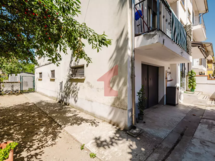 Immagine 37 di Casa bifamiliare in vendita  in Via Cesare Battisti 50 a Fontanellato