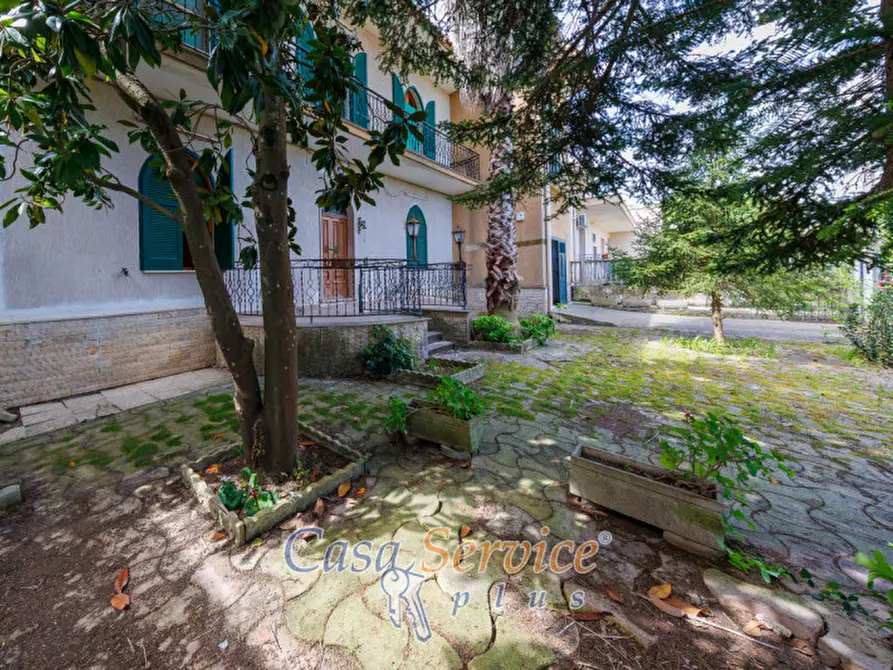 Immagine 26 di Casa bifamiliare in vendita  in Via Ada Negri a Oria