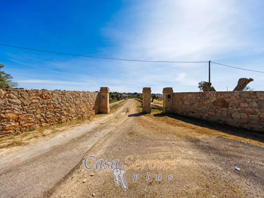Immagine 21 di Villa in vendita  in Strada per Tuglie a Parabita