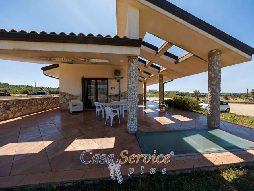 Immagine 69 di Villa in vendita  in Strada per Tuglie a Parabita