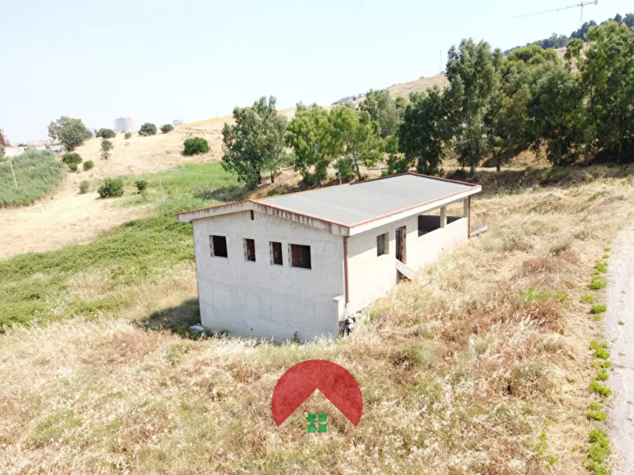 Immagine 12 di Villa in vendita  in C.DA PAPAGLIONE a Matera