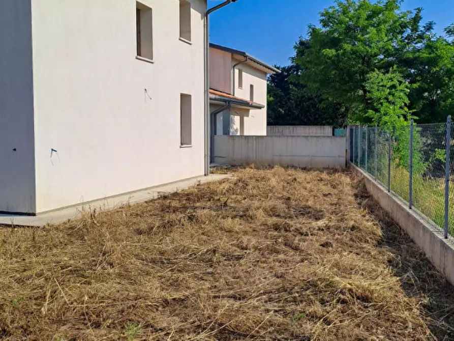 Immagine 8 di Casa bifamiliare in vendita  in Via delle Siepi a Vedelago