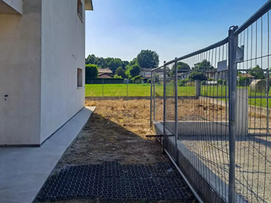 Immagine 9 di Casa bifamiliare in vendita  in Via delle Siepi a Vedelago