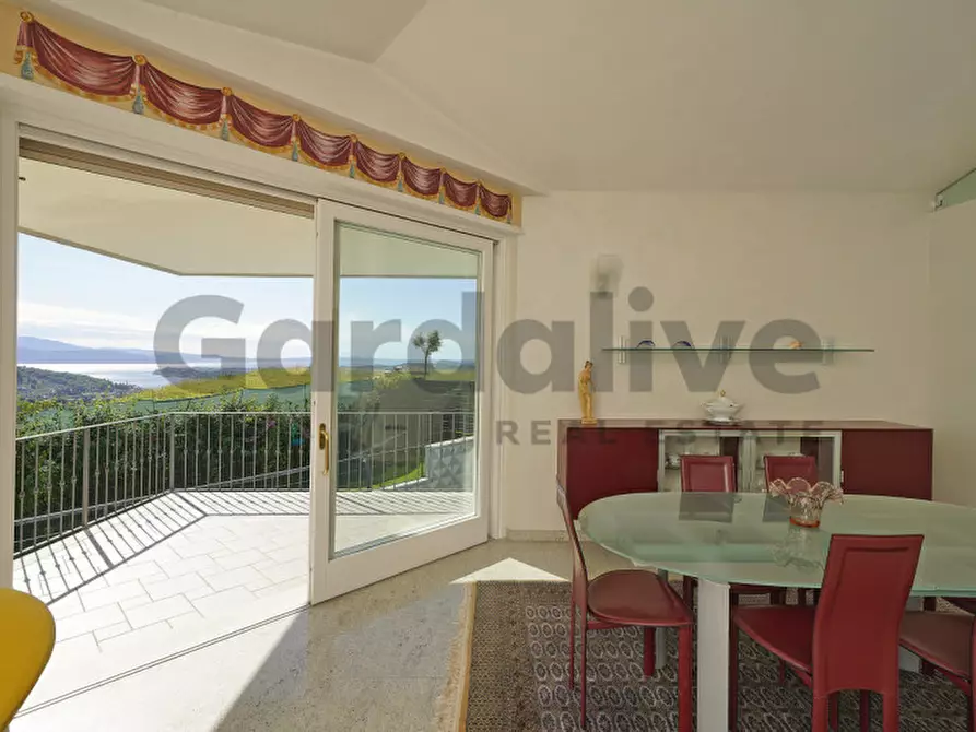 Immagine 5 di Villa in affitto  in Via Dosso del Fieno, 5 a Roè Volciano