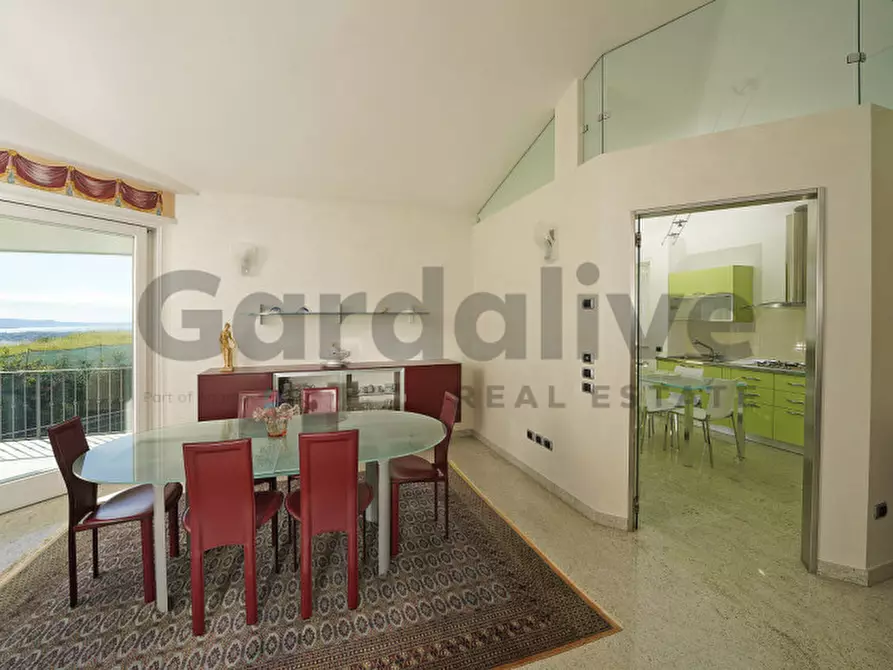 Immagine 7 di Villa in affitto  in Via Dosso del Fieno, 5 a Roè Volciano