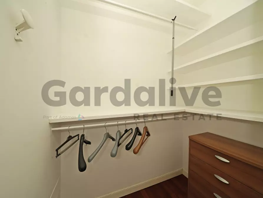 Immagine 17 di Villa in affitto  in Via Dosso del Fieno, 5 a Roè Volciano